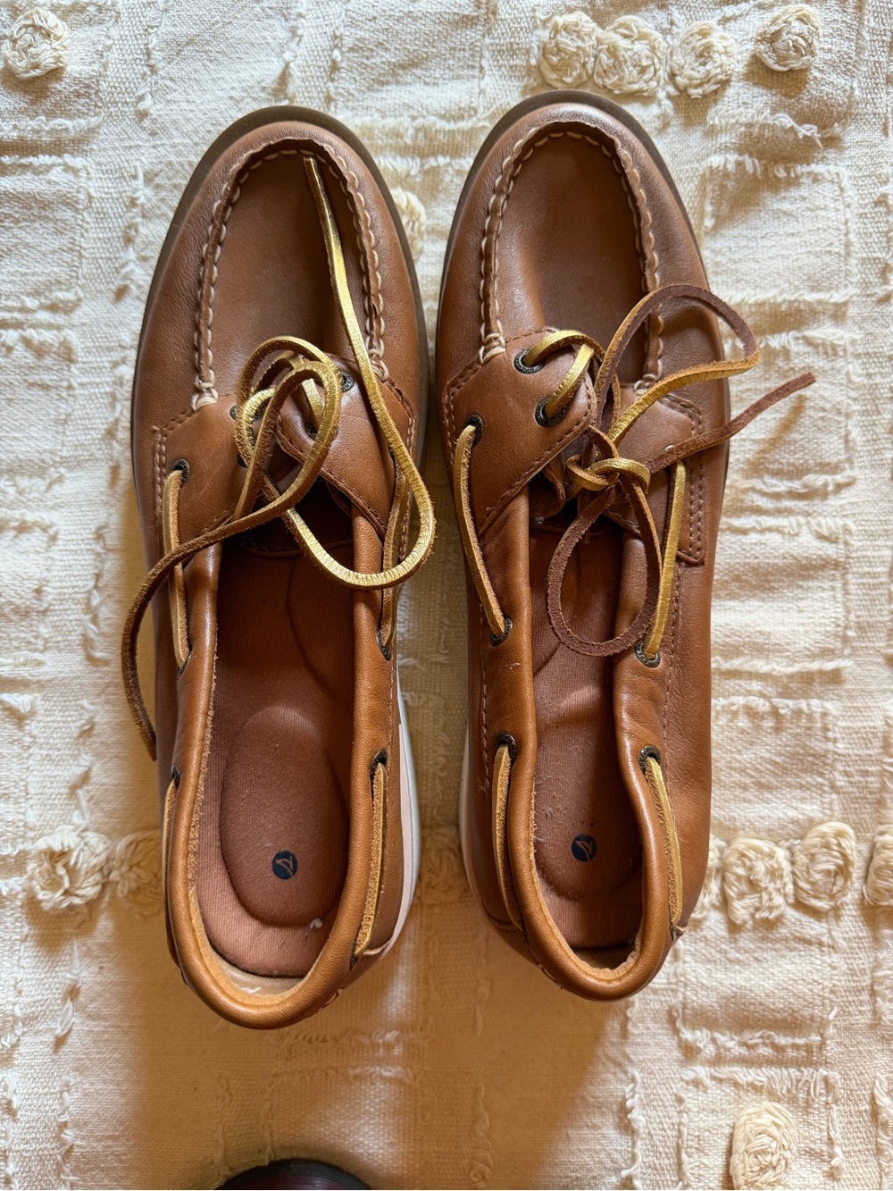 Sperry Boat Shoes with heel